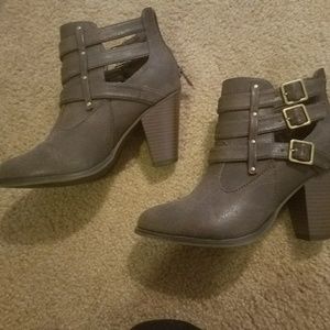 Women's brown booties